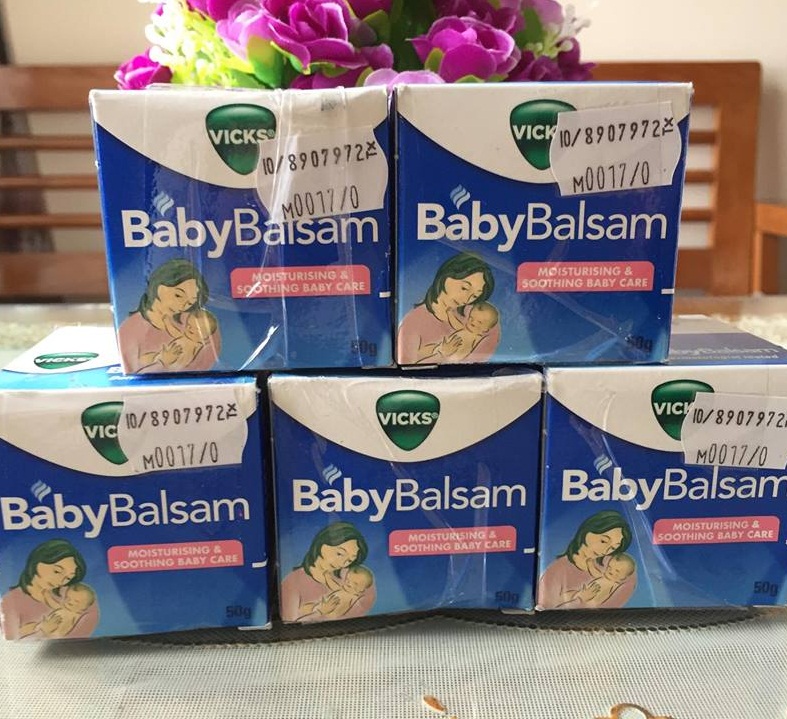 Dầu bôi ấm ngực, giảm ho Vick Baby balsam